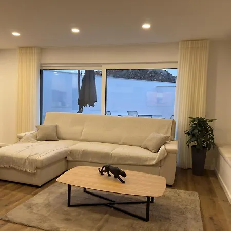 Будинок відпочинку 5 Min Walk To Sanctuary - Elegant Фатіма